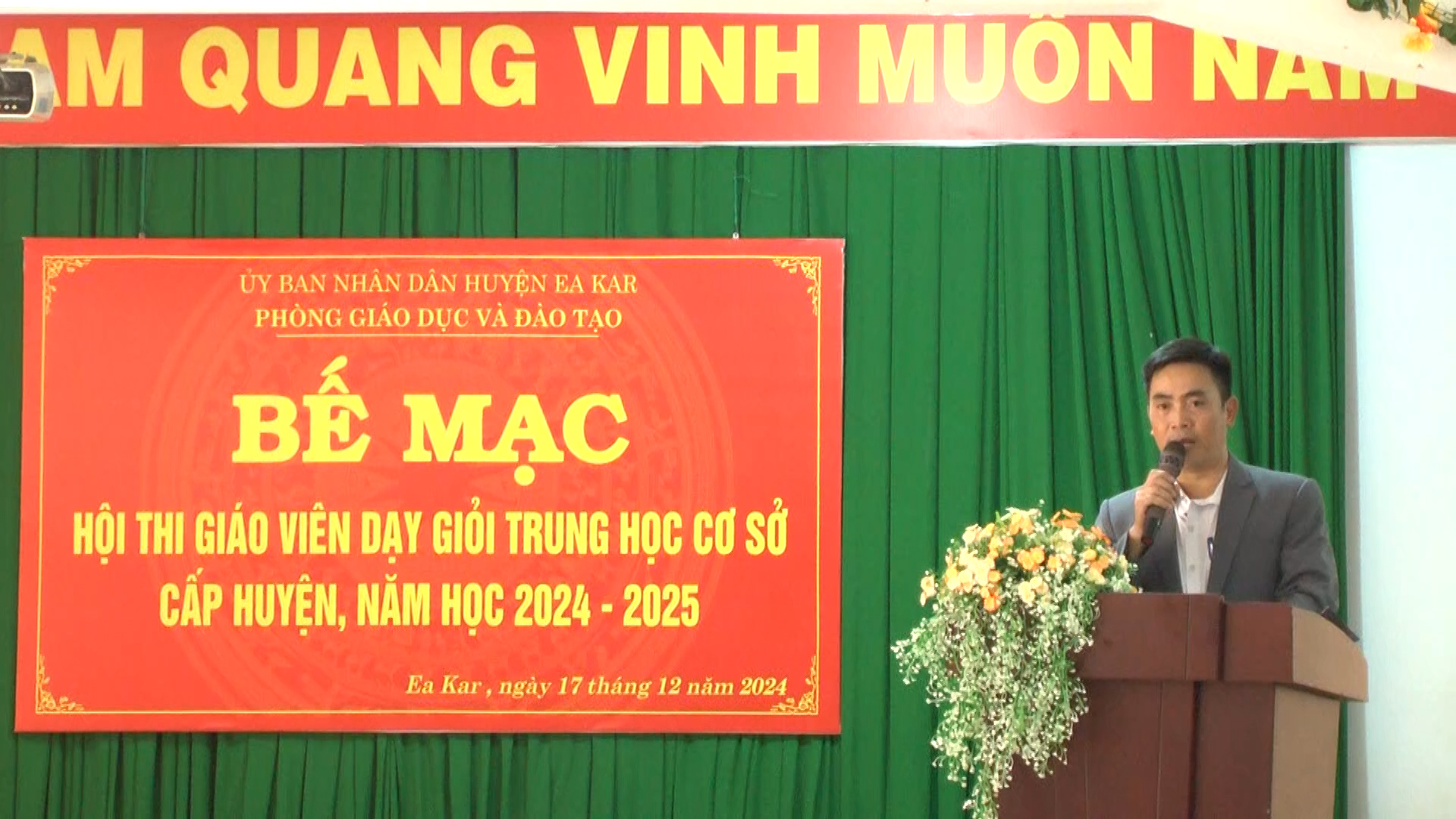 a tân pb